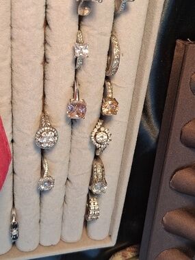 AUCTION : $30 RINGS 925